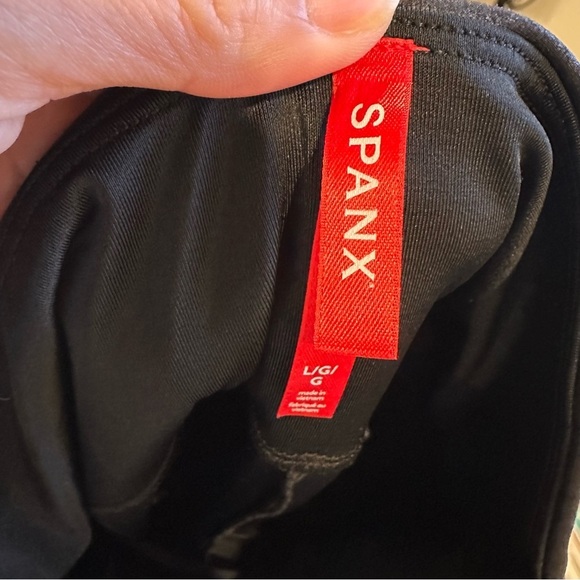Spanx Faux Leather Moto Leggings - Picture 12 of 12